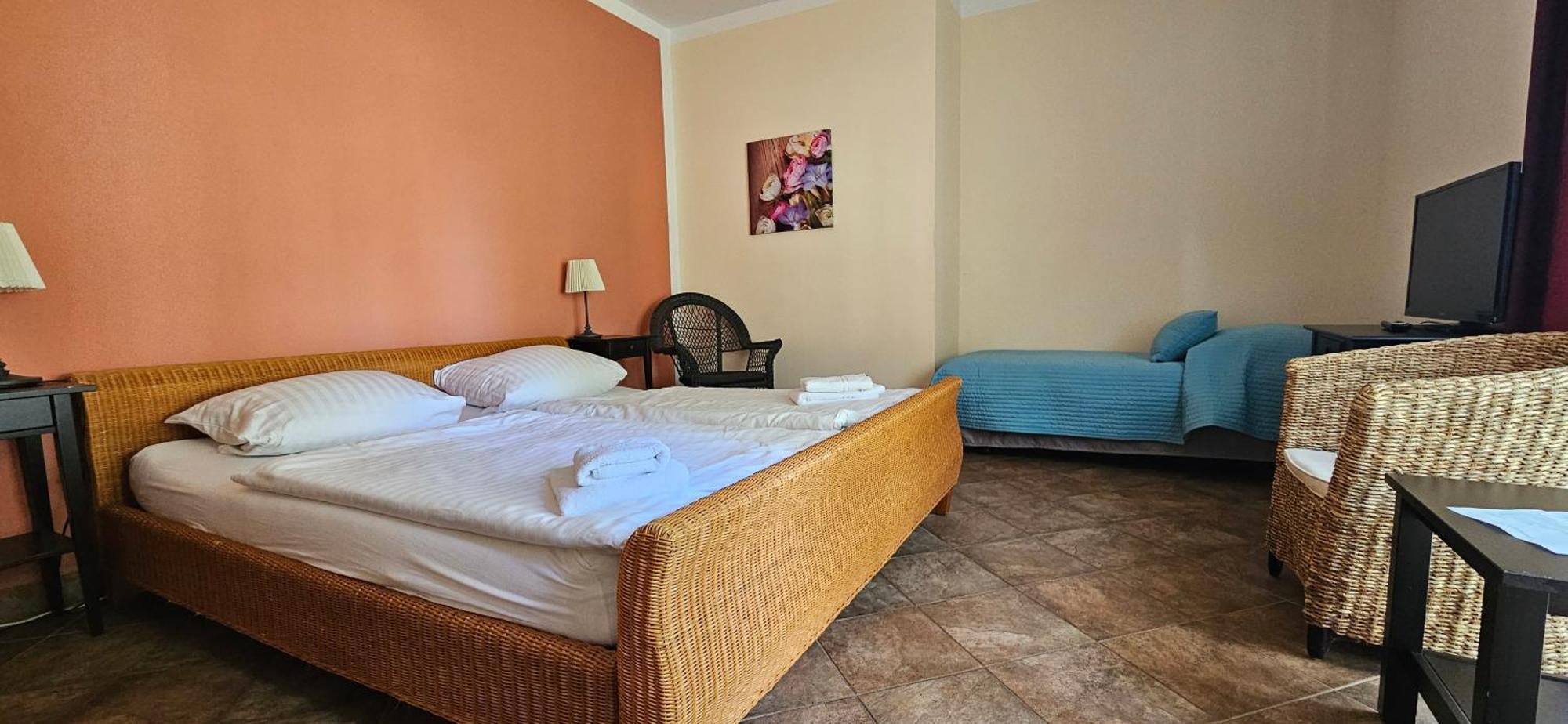 Cellino Hotel Prieros Eksteriør billede