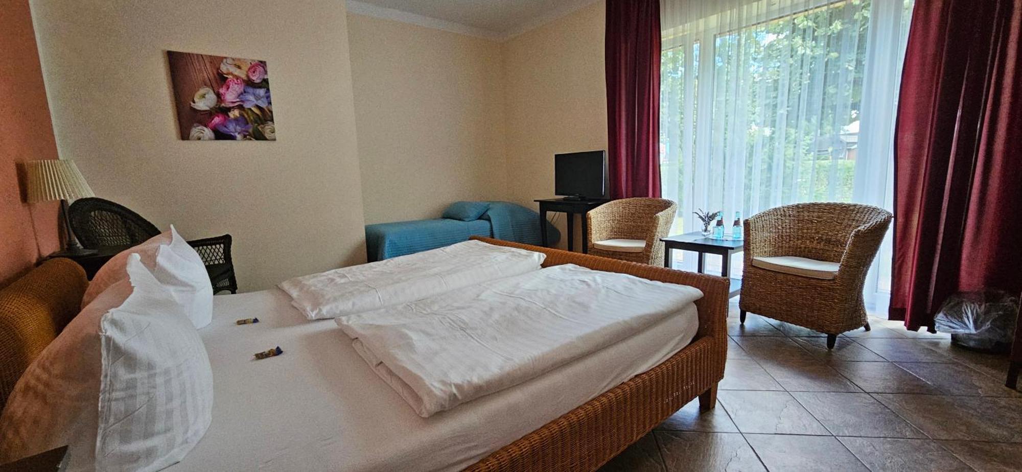 Cellino Hotel Prieros Eksteriør billede